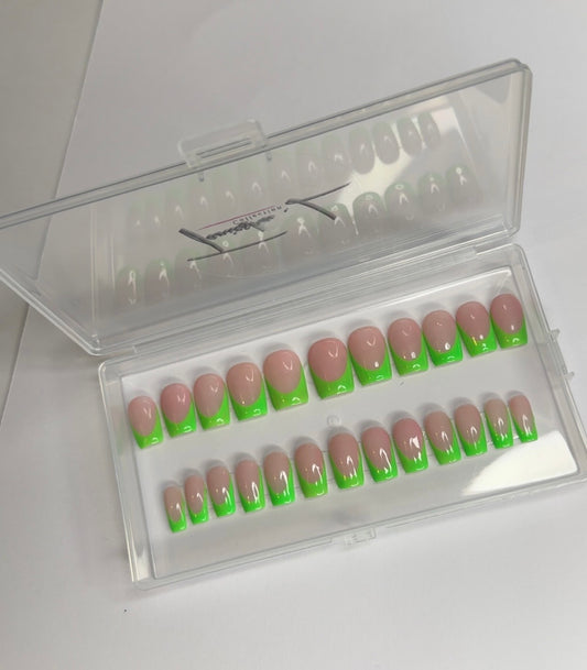 C Curve French Tip - Neon Green - (XS-M) - press on nails - set of 20/24
