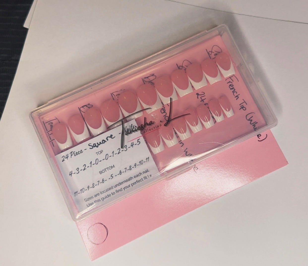 C Curve French Tip - White (XS-M) - press on nails - set of 20/24