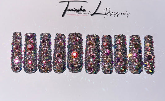 'Crystal Me Please' (XS-M) - press on nails - set of 10
