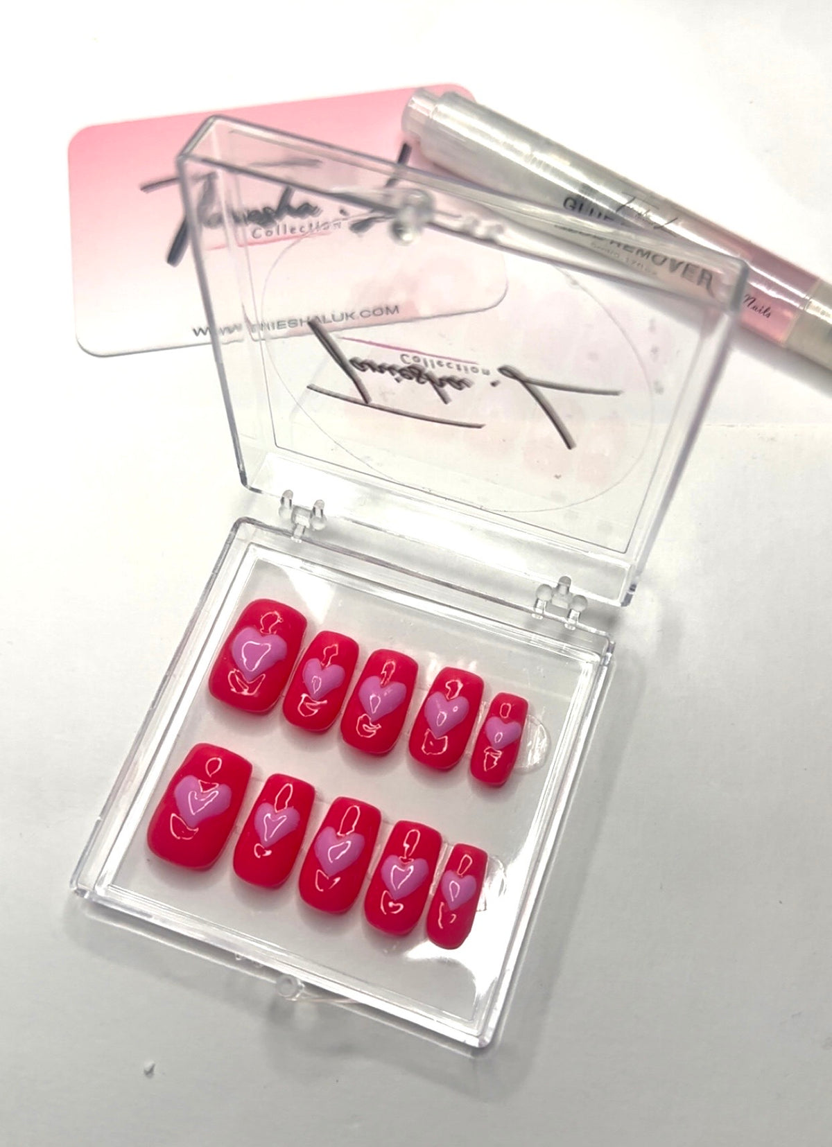 All Heart - (XS-M) - press on nails - set of 10