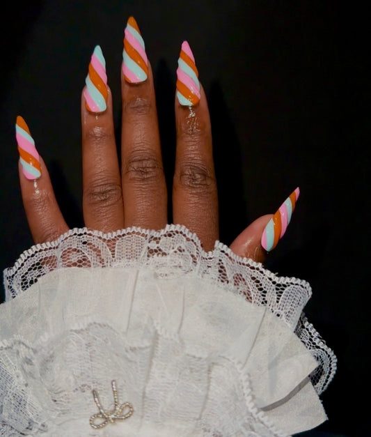 Sweet One (L-3XL) - press on nails - set of 10