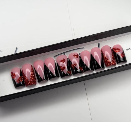 V Tip Valentine - Black - (XS-M) - press on nails - set of 10